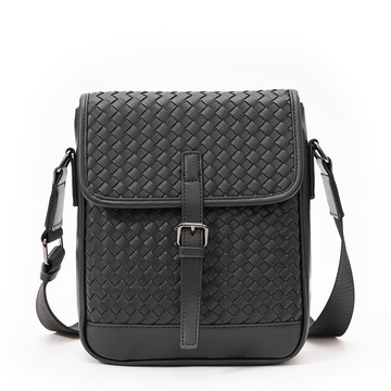 (NEW MAN)黑色編織斜背時尚個性男士包