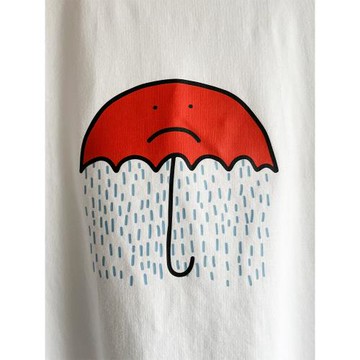 雨傘也會難過｜在宇間工作室T恤