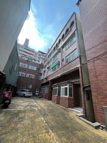 大里軟體園區|全新整理美透天｜台中市大里區中湖路