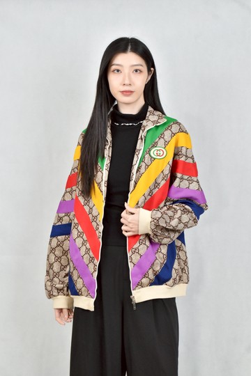 (M) gucci棕色老花外套