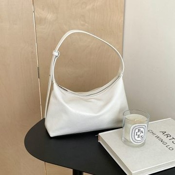 MoonDy 單肩包 韓系包包 肩背包 女生包包 手提包 腋下包 送女友 通勤包 氣質女包
