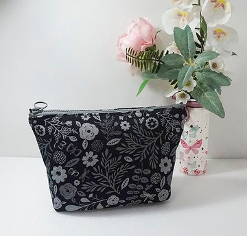 黑灰印花化妝包 收納包