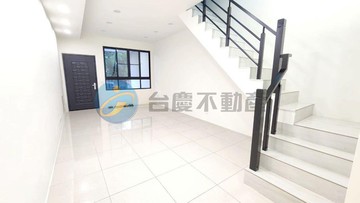 大寮溪寮全棟翻新四套房美透天｜高雄市大寮區溪寮路二段