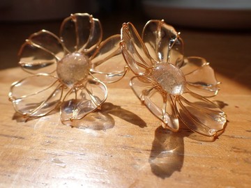 透明花花耳環