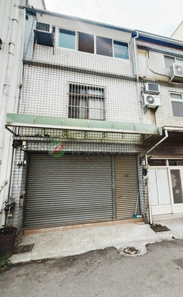 東區專簽正十甲東路上臨路超值透店｜台中市東區十甲東路