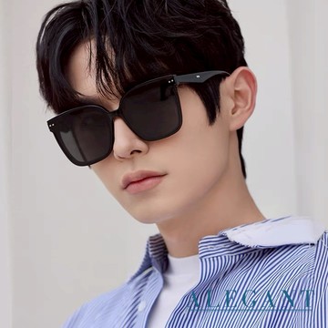 ALEGANT航太黑戶外時尚中性時尚方框偏光墨鏡│UV400太陽眼鏡│無垠的雋永星河