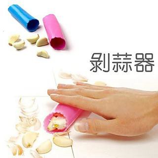 壓蒜/磨泥器 PS MALL滾筒式神奇的剝蒜器 大蒜剝皮器 2入(顏色隨機出貨)