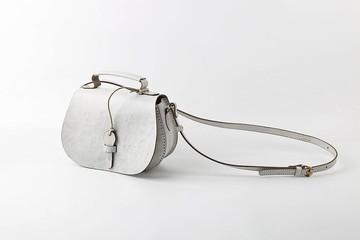 独家-【客订版】圆形马鞍包