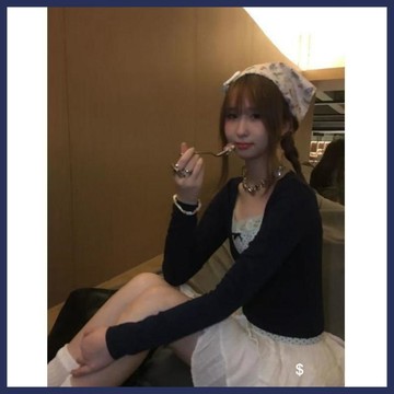 【YWZ】女秋冬新款美式復古修身蕾絲花邊拼接上衣基礎長袖V領T恤