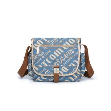 盛裝舞步新款帆布斜挎包背包翻蓋大容量休閑牛津布包郵差包潮X65