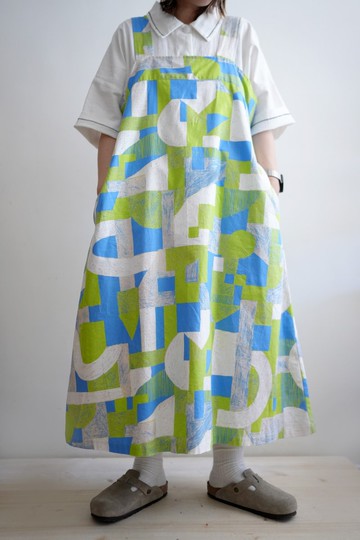 亮綠青藍畫筆吊帶裙