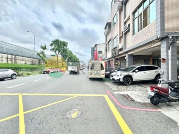 苓雅區衛武營活巷四房透天｜高雄市苓雅區武營路