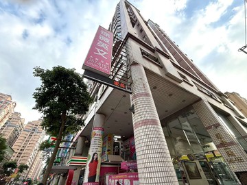 大有商圈桃林步道雙衛浴開窗羅丹二期三房車 ｜桃園市桃園區大有路