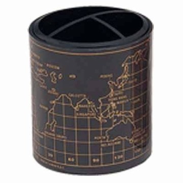 【文具通】W.I.P 韋億 台灣聯合 IP01 塑膠地圖多功能筆筒 直徑約7.5x8.5cm F4010316【領券滿額再折千12/31止】