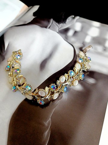 vintage jewelry  古董珠貝極光萊茵鑽手鍊