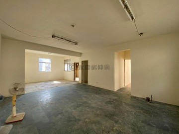 光華學區|明亮公寓三房|開價低於實價登錄｜高雄市苓雅區廣東二街