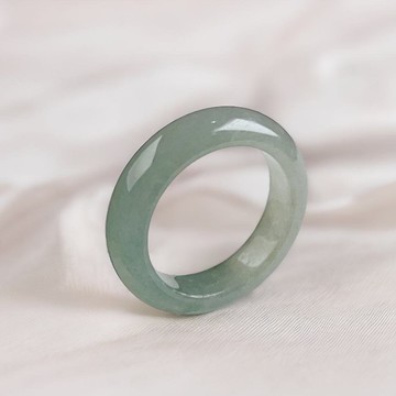 冰綠翡翠戒指戒圈 | 國際10.5圍 | 天然緬甸玉翡翠A貨 | 送禮