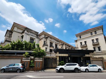 ▍國際房仲大師︱歐式新古典別墅︱5房雙車｜台中市南屯區楓平路