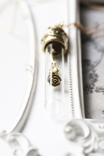 玻璃管玫瑰項鍊