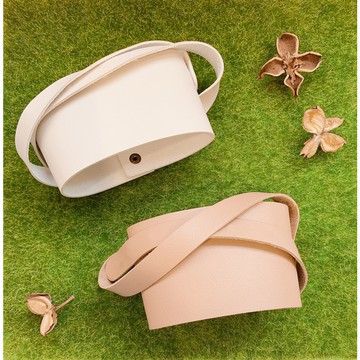 皮革杯套 皮革杯袋 皮革提袋 環保提袋 冰霸杯皮革環保飲料保溫皮帶款杯套 飲料提袋 飲料袋  不鏽鋼吸管杯 杯套 杯袋