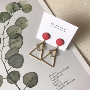 皮革耳環_小圓幾何_珊瑚紅菱三角