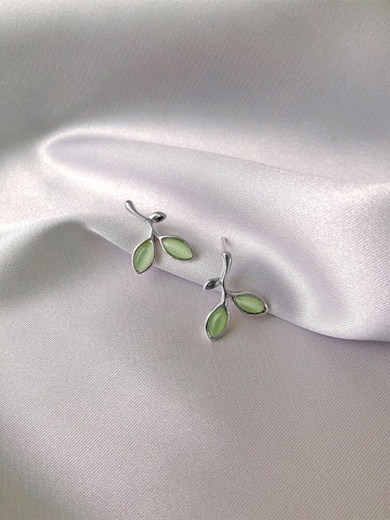 綠色耳環樹葉小清新耳釘簡約女小巧耳骨釘葉子耳墜貓眼石銀針耳飾