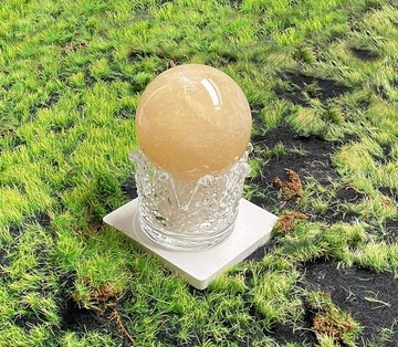彩虹黃方解球x白水晶淨化石x造型黃冠底座套組 招財聚財 提升事業