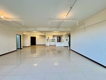 【仁武莫內花園】眺望澄清湖/大坪數五房雙平車｜高雄市仁武區慈惠八街