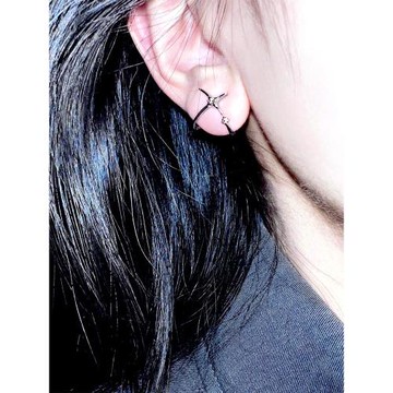 【尋光】S925純銀四芒星鋯石耳釘冷淡風甜酷小眾個性辣妹春夏耳飾