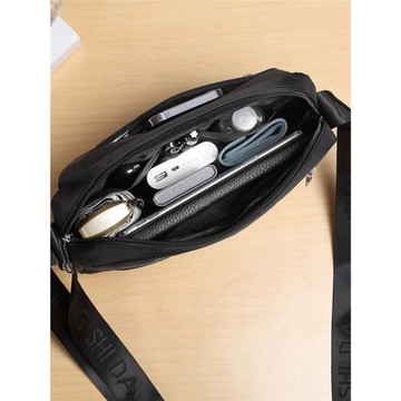 男包男士單肩包斜挎包防水牛津布包橫款休閑布包做生意包收錢包