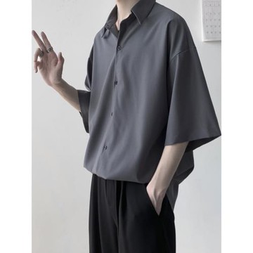 夏季日系冰絲短袖襯衫男設計感小眾薄款墜感痞帥襯衣大碼寬松寸衫