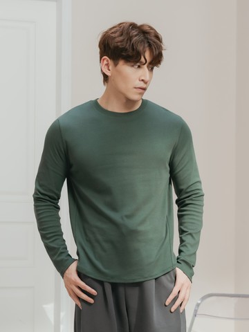 新質感長袖TEE｜NEW ESSENCE・關鍵剪裁・完美修身