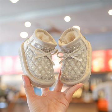 兩歲加絨冬季保暖棉靴軟底女鞋子