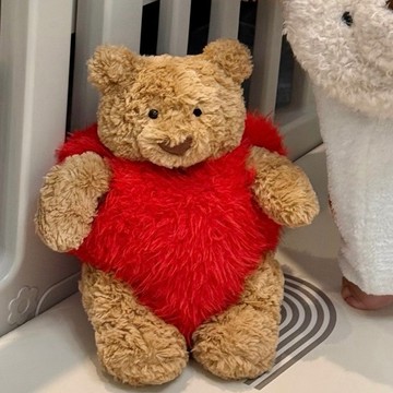 七夕送禮🎀【預購】JELLYCAT 送禮推薦💝 愛心 巴塞羅熊 26cm 毛絨公仔 海外代購保證正版 生日快樂 生日禮物