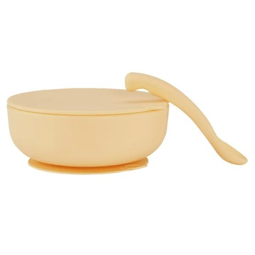 By Lille Vilde 防滑矽膠吸盤碗 含蓋附湯匙套裝 - 13cm寬 6cm深 300ml容量 100%食品級矽膠  鵝黃色  1組