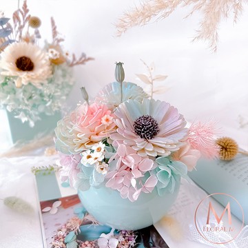 快速出貨💯心意滿分【Floral M】仲夏奇境香氛擴香花禮（贈送5ml香氛油）摩羯座生日快樂