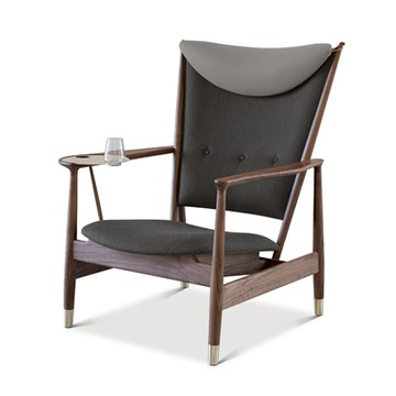 The Whisky Chair 威士忌主人椅（淺灰 / 深灰黑）