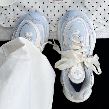 ADIDAS ORIGINALS OZVENUZ BABY藍 緞帶 月亮小吊飾 休閒 厚底增高 女鞋 LA3789