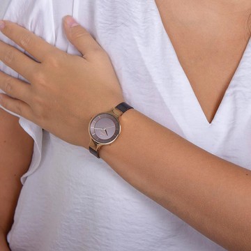 【OBAKU】丹麥都會女性光動太陽能金屬米蘭帶腕錶-咖啡金-32mm