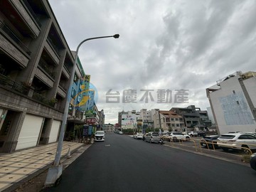 大面寬豪宅建地－復興學區－呷意YUYI俗呼哩｜台南市東區裕東段