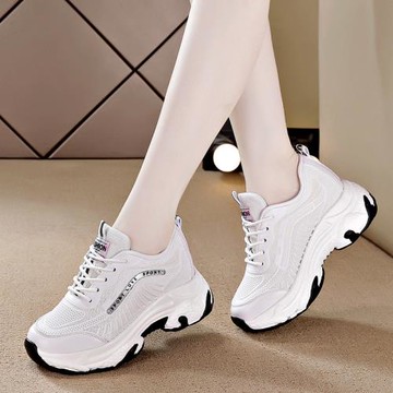 2023年秋季新款內增高女鞋休閑運動百搭厚底松糕老爹小白旅游鞋子