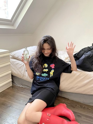 ins簡約蘑菇印花短袖t卹女學生夏季新款設計感小眾寬鬆百搭上衣潮