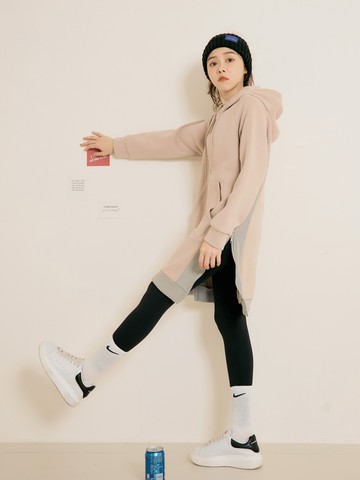 玩轉百tee．長版拼接開衩保暖內刷毛連帽洋裝