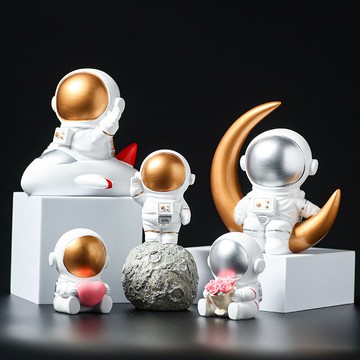 創意宇航員小擺件辦公室桌面太空人男生房間布置電視柜裝飾擺設品