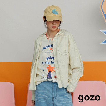 【gozo】➤連帽寬鬆條紋襯衫遮陽外套(深咖/米黃_F) | 女裝 襯衫領 休閒