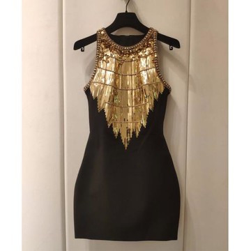 高級感輕奢釘珠吊帶掛脖連衣裙女2023夏新款性感修身氣質顯瘦裙子