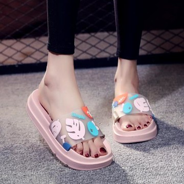 拖鞋女夏外穿2025新款時尚百搭可愛網紅厚底一字拖ins潮家用涼拖