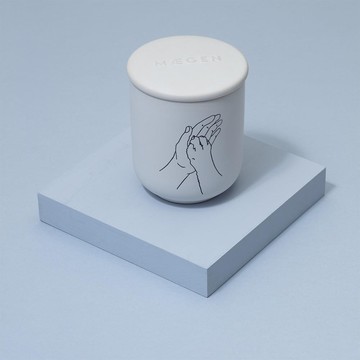 【英國 MÆGEN】Vox蠟燭- Pawsome 蜂蜜 & 苔蘚 /240g