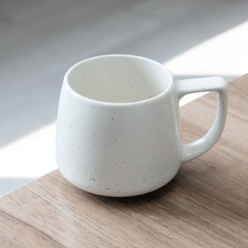 Cores 小巧KIKI美濃燒馬克杯｜瓷製可微波 (白)