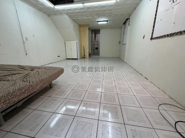 大里近內新市場、崇光國小低總價透天｜台中市大里區新仁路三段